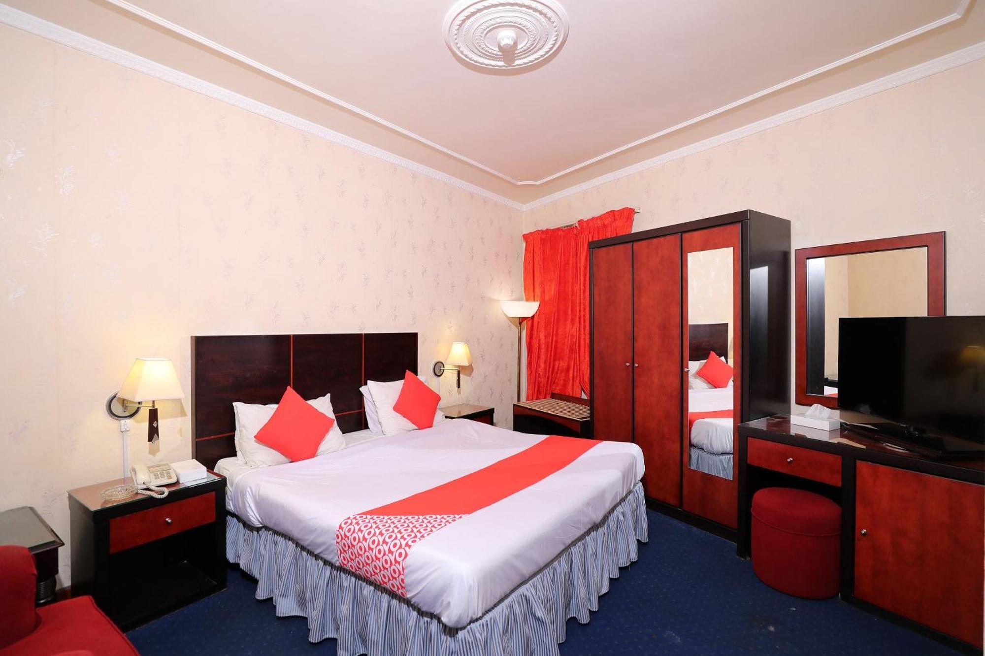 Oyo 112 Semiramis Hotel Al Manamah Esterno foto
