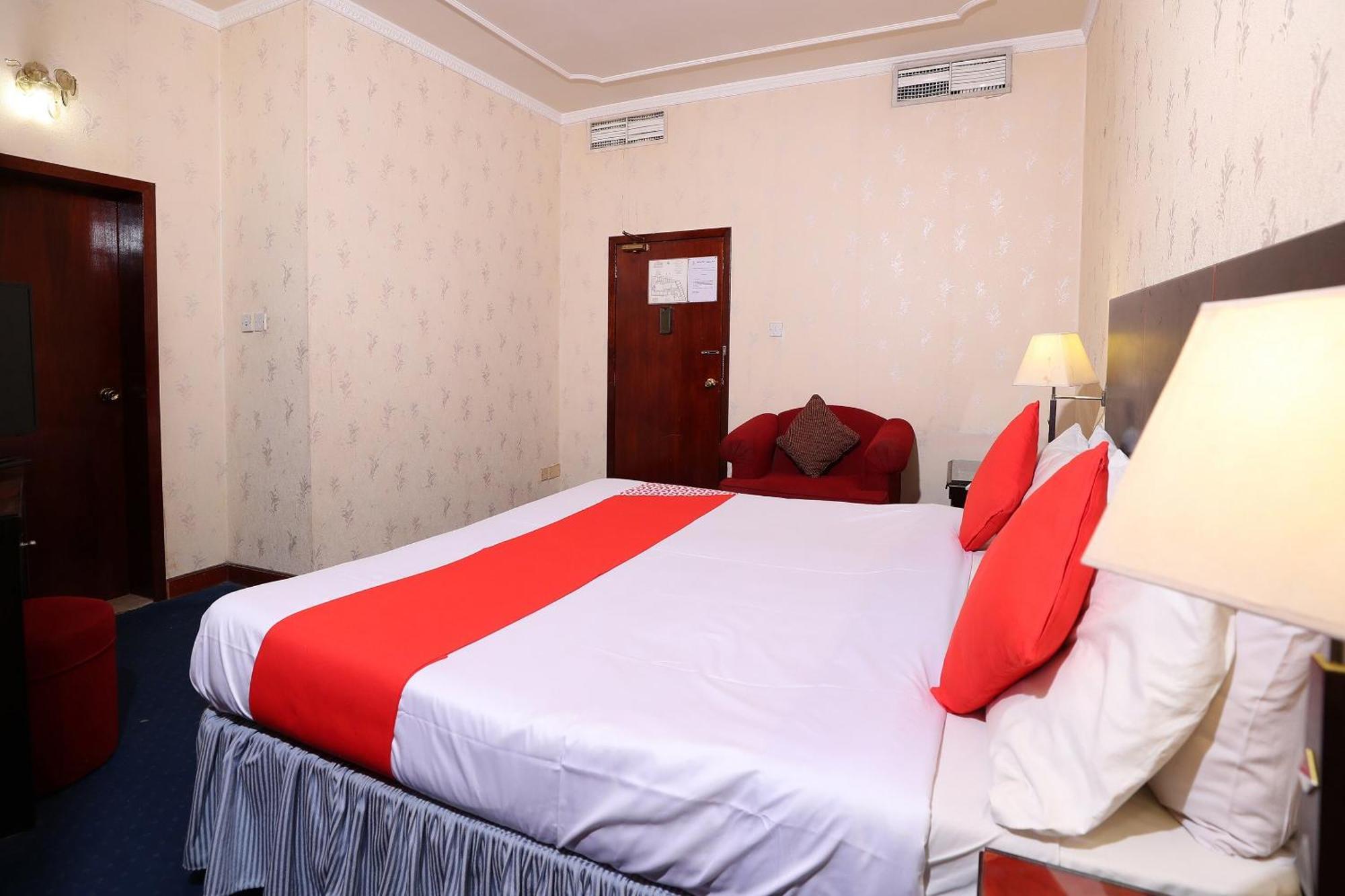 Oyo 112 Semiramis Hotel Al Manamah Esterno foto